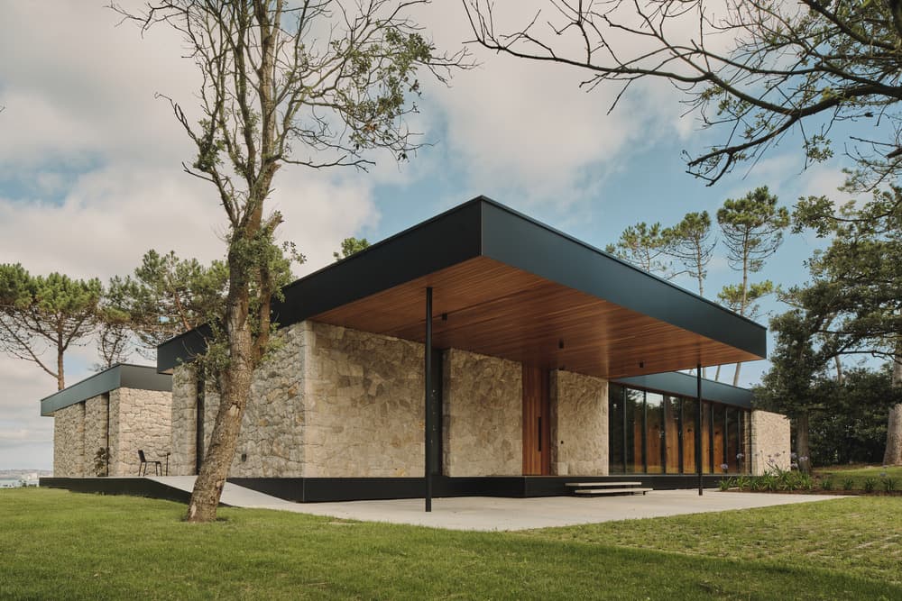 Entre ciel et roches : la Maison Loredo, manifeste minéral en terre cantabrique