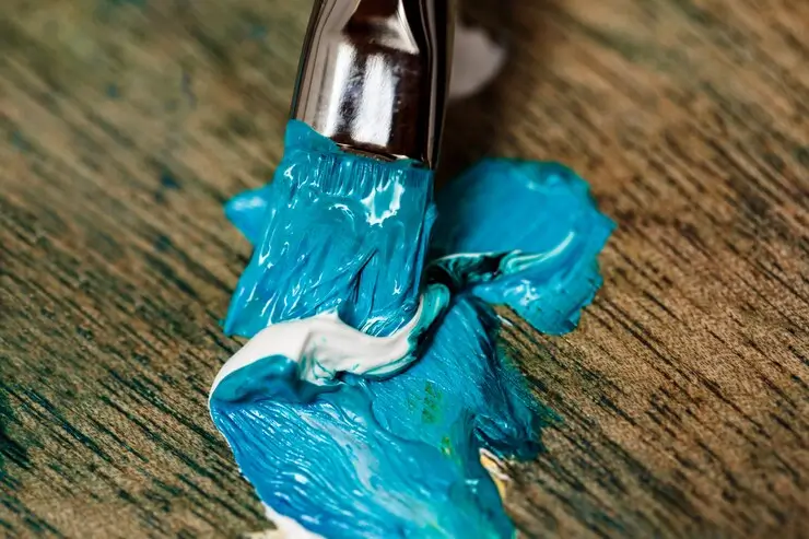 Conseil entretien : Nettoyer la peinture acrylique après application