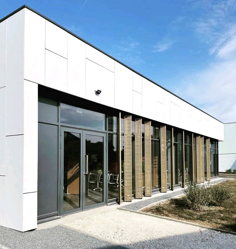 Bâtiment artisanal à Morancez